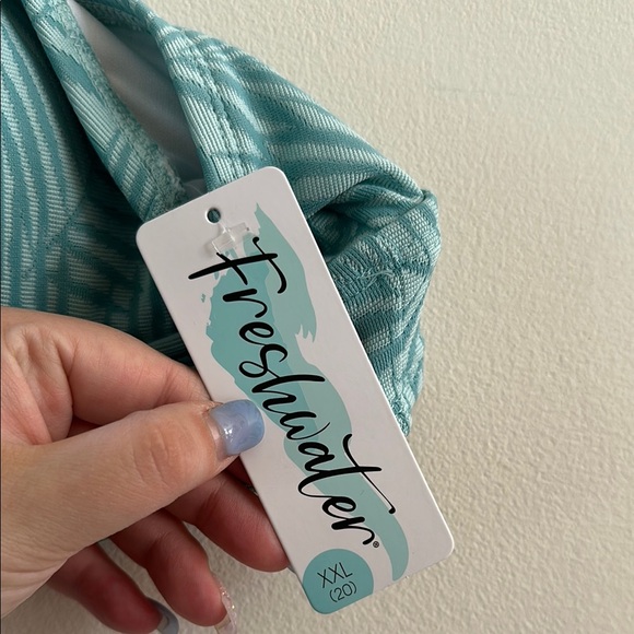 Freshwater Teal Leaf Pattern Bikini Top - Picture 2 of 6